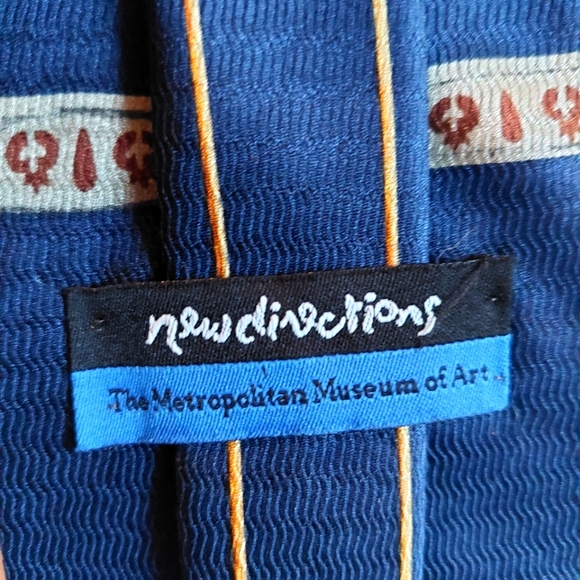 Men's Imported Silk Metropolitan Museum of Art Tie - Picture 3 of 4